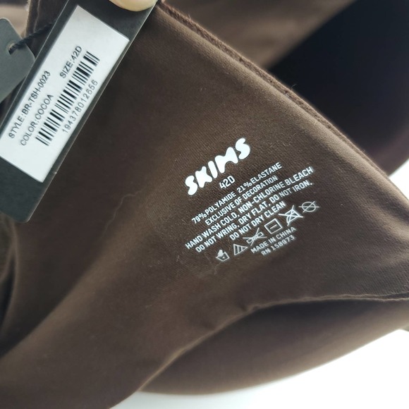 Skims Everyday T-shirt Bra - Picture 11 of 12